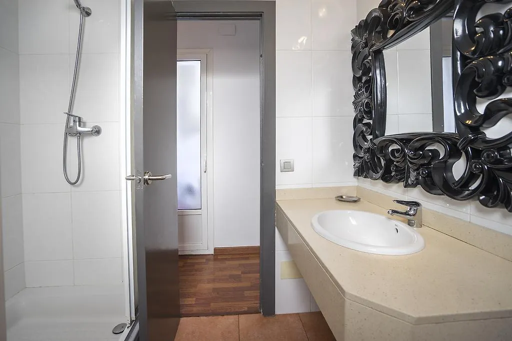 Friendly Rentals Living Comfort Barcelona Spain