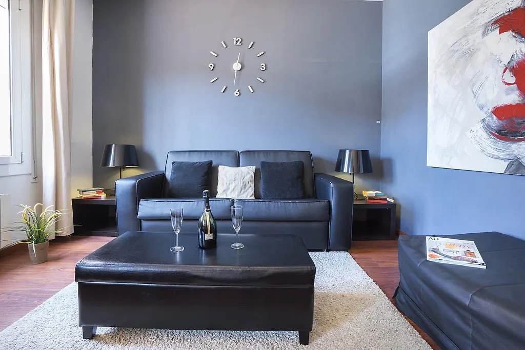 Friendly Rentals Living Comfort Barcelona Apartment
