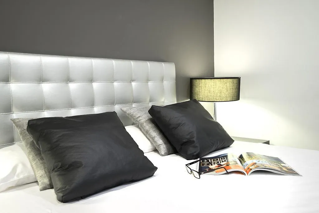 Apartment Friendly Rentals Living Comfort Barcelona Spain