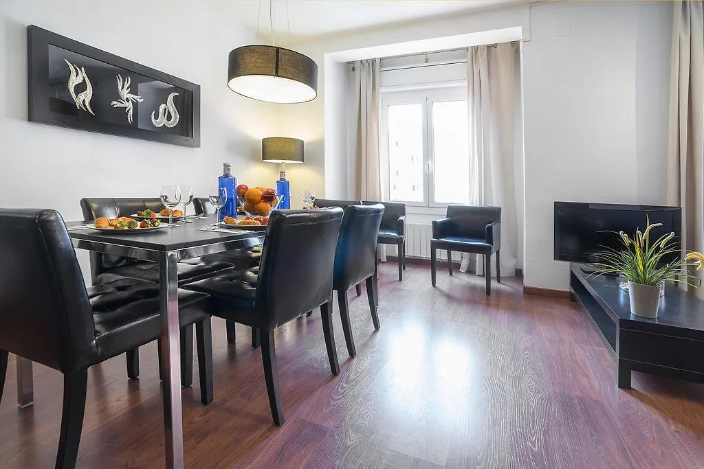 Friendly Rentals Living Comfort Barcelona Spain